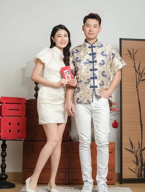 Foto pasangan contoh